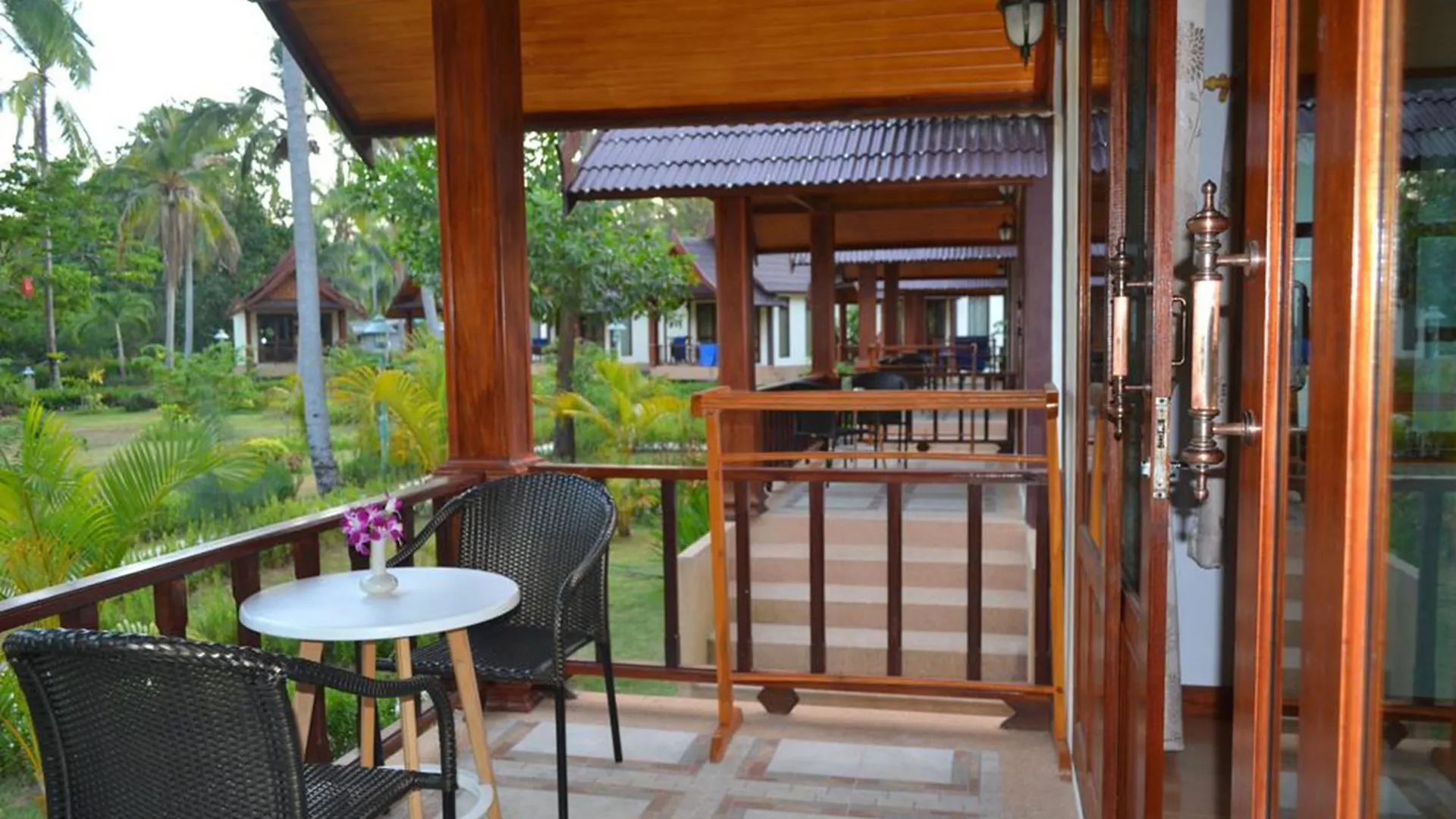 ***  Rasa Sayang Resort - Sha Certificate Koh Lanta Thailand